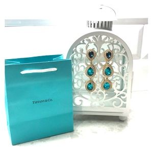 ✨Crystal Earrings✨